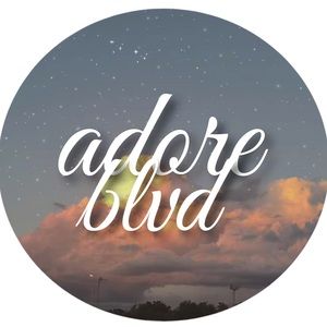 Meet your Posher, Adore